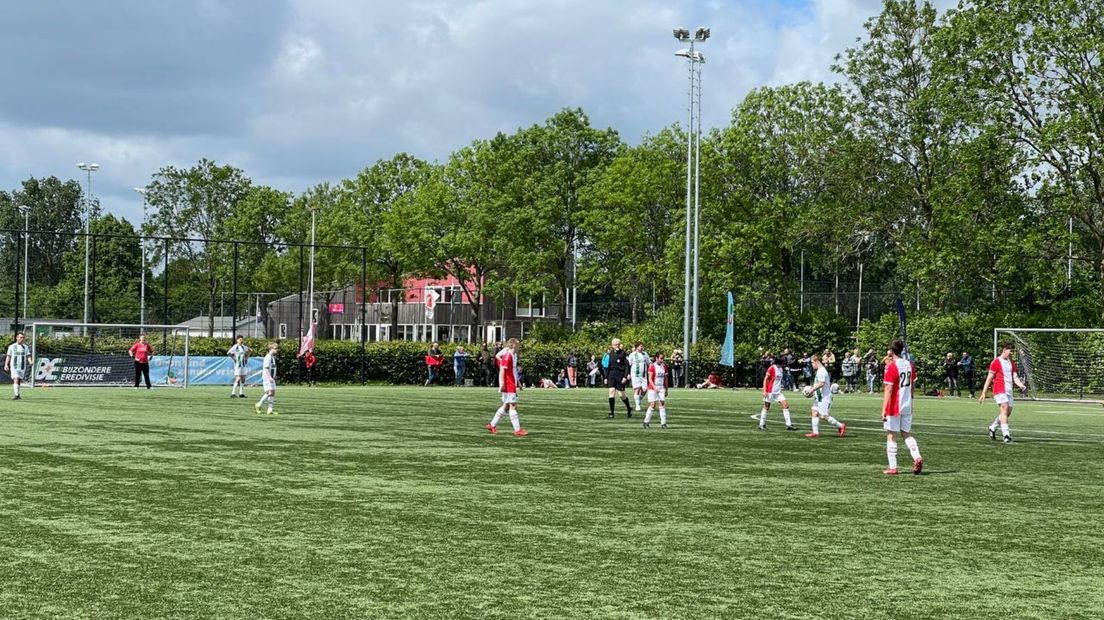 FC Groningen wint met 1-0 van FC Emmen