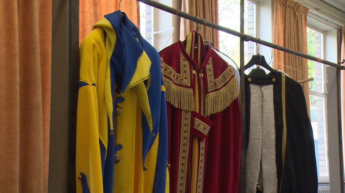 Een man, drie gezichten (video)