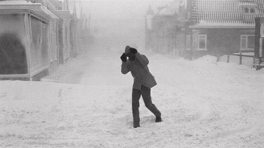 Een man in de sneeuwstorm van 1979