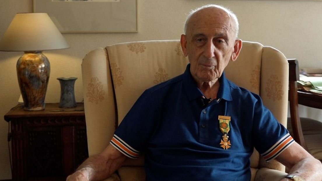 Recordloper Bert van der Lans heeft 71 keer de 4Daagse gelopen.