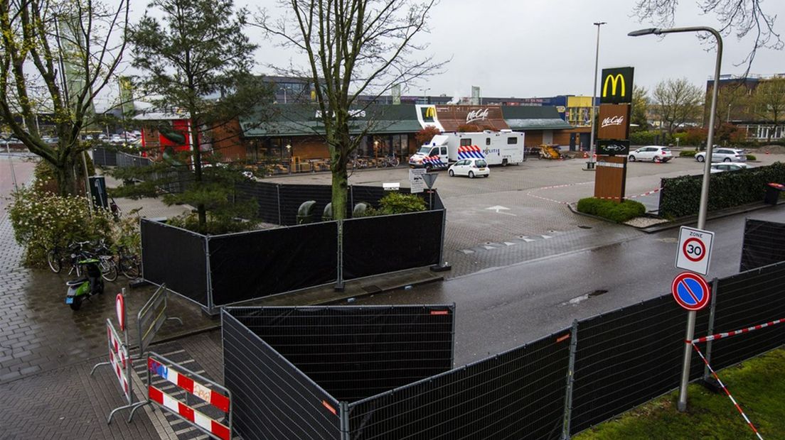 De twee broers werden doodgeschoten in een bomvolle McDonald's in Zwolle-noord