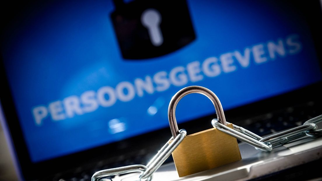 Groningse telecomprovider Voys weigert klantenbestand preventief aan politie te geven.
