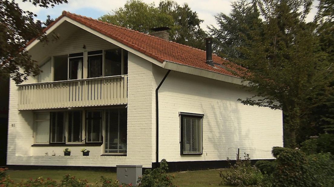 Peperduur horloge buitgemaakt bij overval in Borne