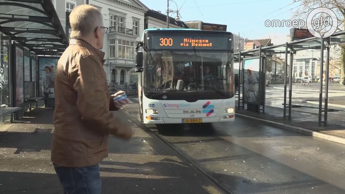 Arnhem moet bereikbaar blijven. Ook in de toekomst. Het college van B en W wil dat doen door auto's zoveel mogelijk uit de stad te houden.