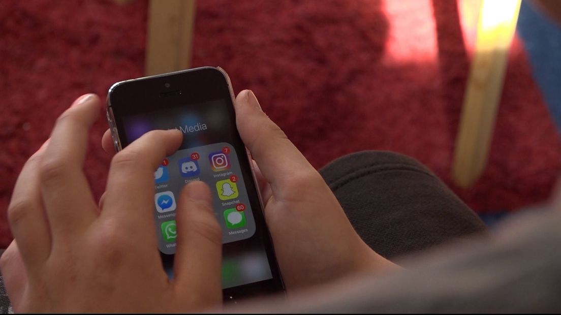 Mobiel in de klas: wat vind jij ervan?