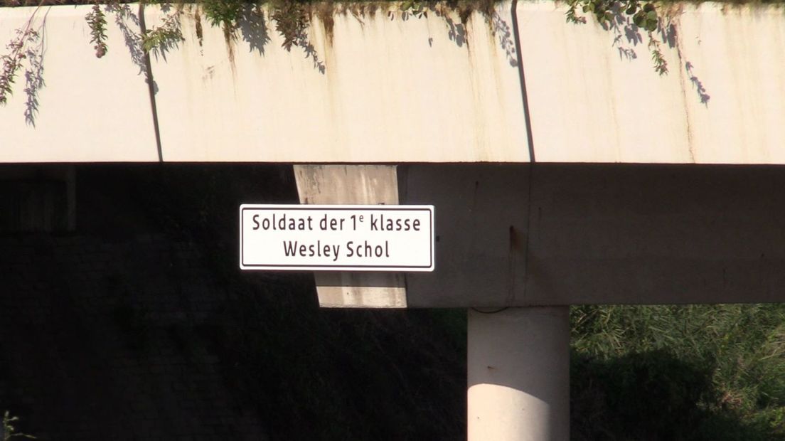 Het viaduct dat vernoemd is naar Schol
