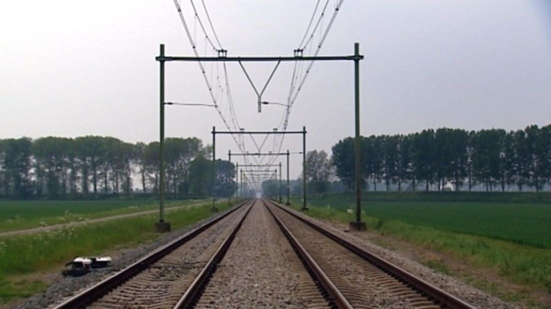 Werk aan spoor uitgesteld, toch geen treinen