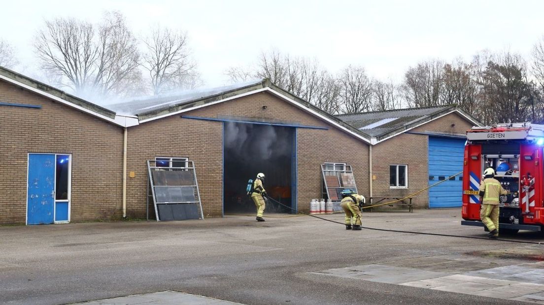 Grote Rookwolken Bij Brand In Gasselte - RTV Drenthe