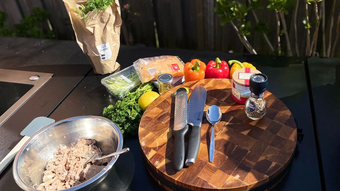 Ingrediënten voor gevulde paprika met salmon melt van de BBQ