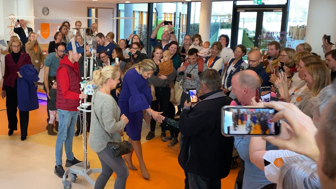 Het bezoek is goed gedocumenteerd door de aanwezigen.