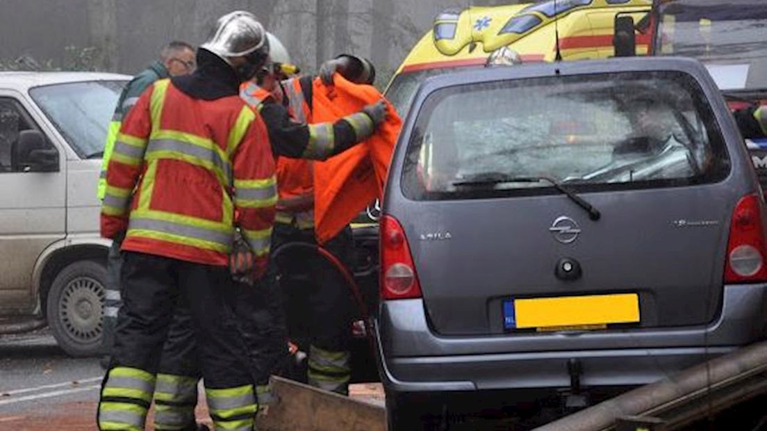 Twee Gewonden Na Frontale Botsing Bij Ommen - RTV Oost