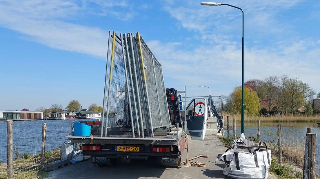Beruchte brug Vreeland weer dicht: 'Afsluiten is afsluiten, onveilig is onveilig' - RTV Utrecht