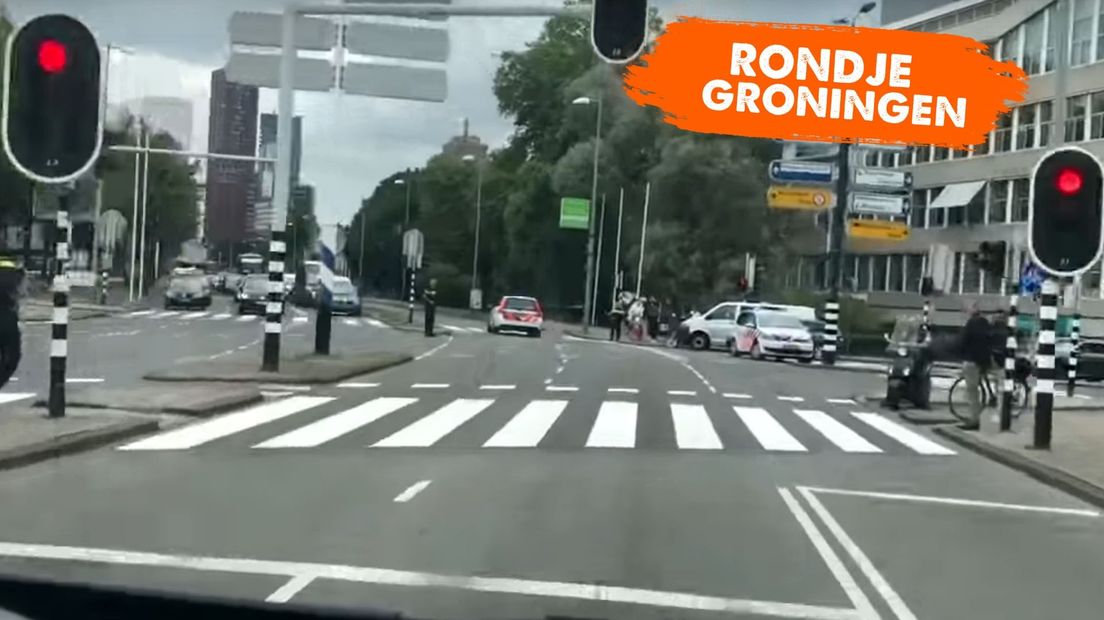Ruim baan voor een Groningse ambulance in Rotterdam