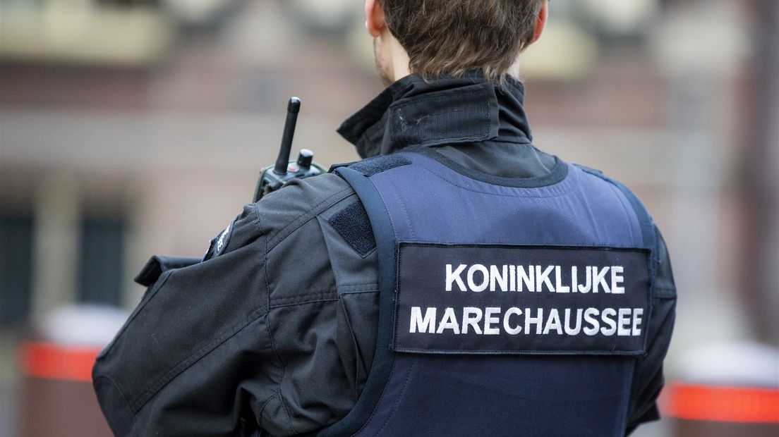 Op een boot zijn negen illegale Albanezen aangetroffen.