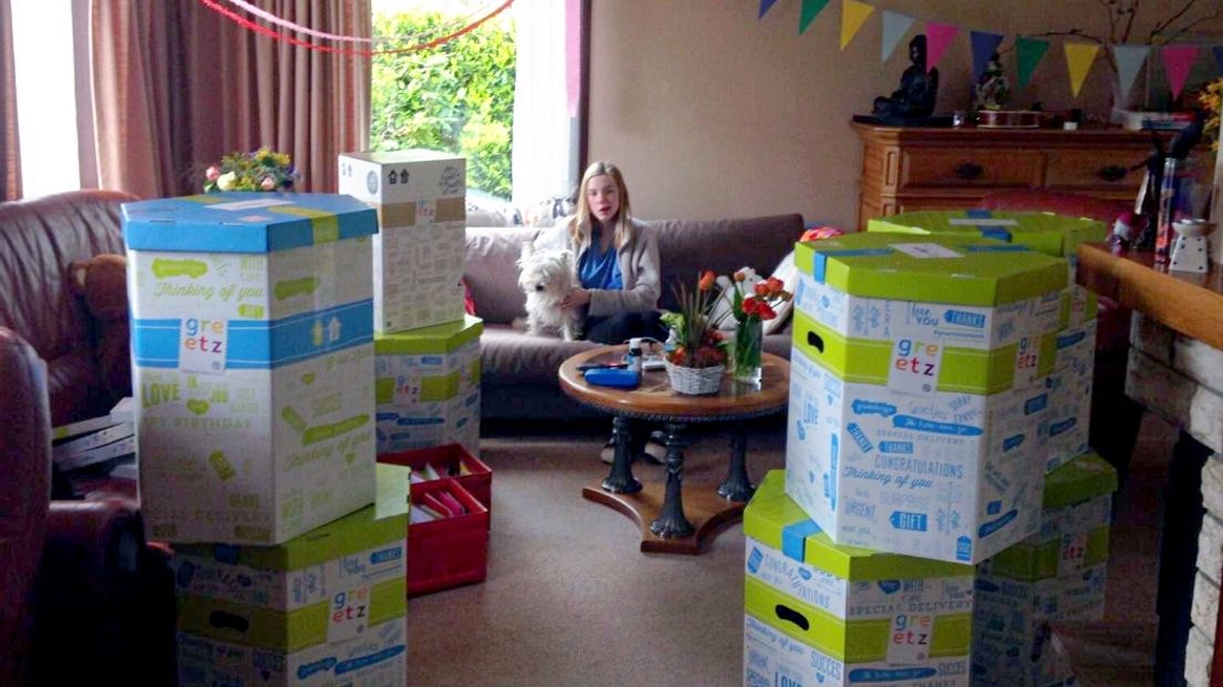 Dozen vol kaarten voor terminaal zieke Sabine