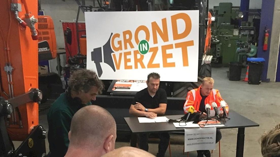 Klaas Kooiker van Grond in Verzet tijdens een eerdere persconferentie