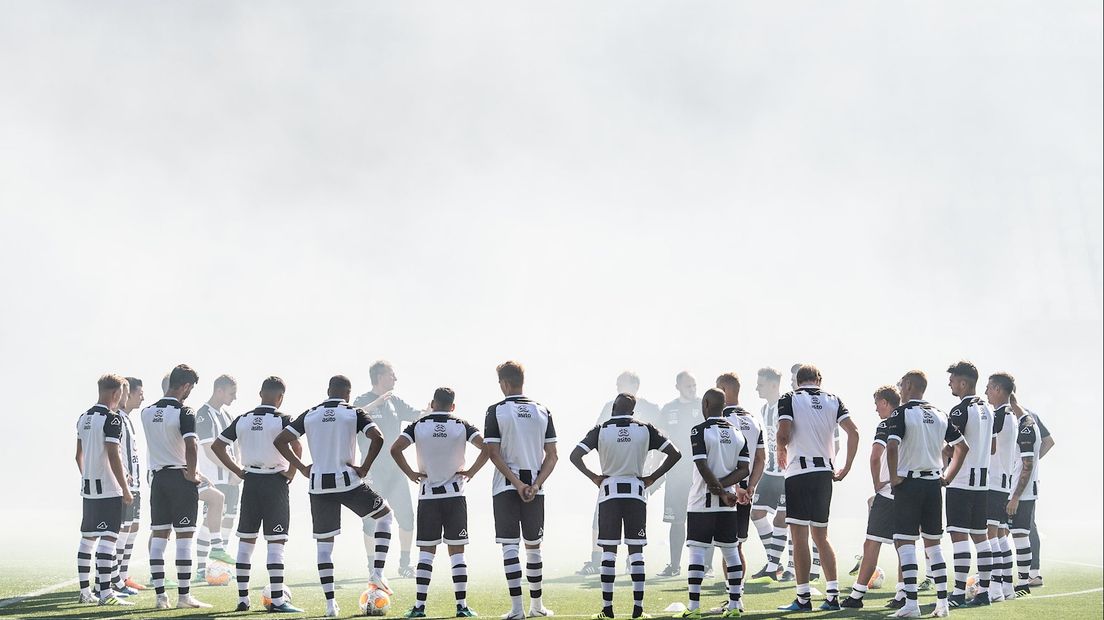 Heracles Almelo traint op 23 juni voor het eerst