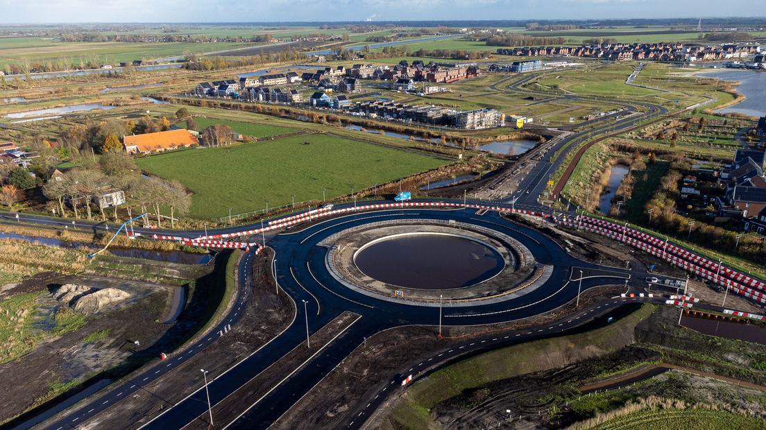 De nieuwe rotonde bij Meerstad