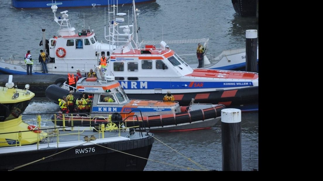 Grootscheepse Oefening Brand Op Veerboot In Haven Lauwersoog Rtv Noord