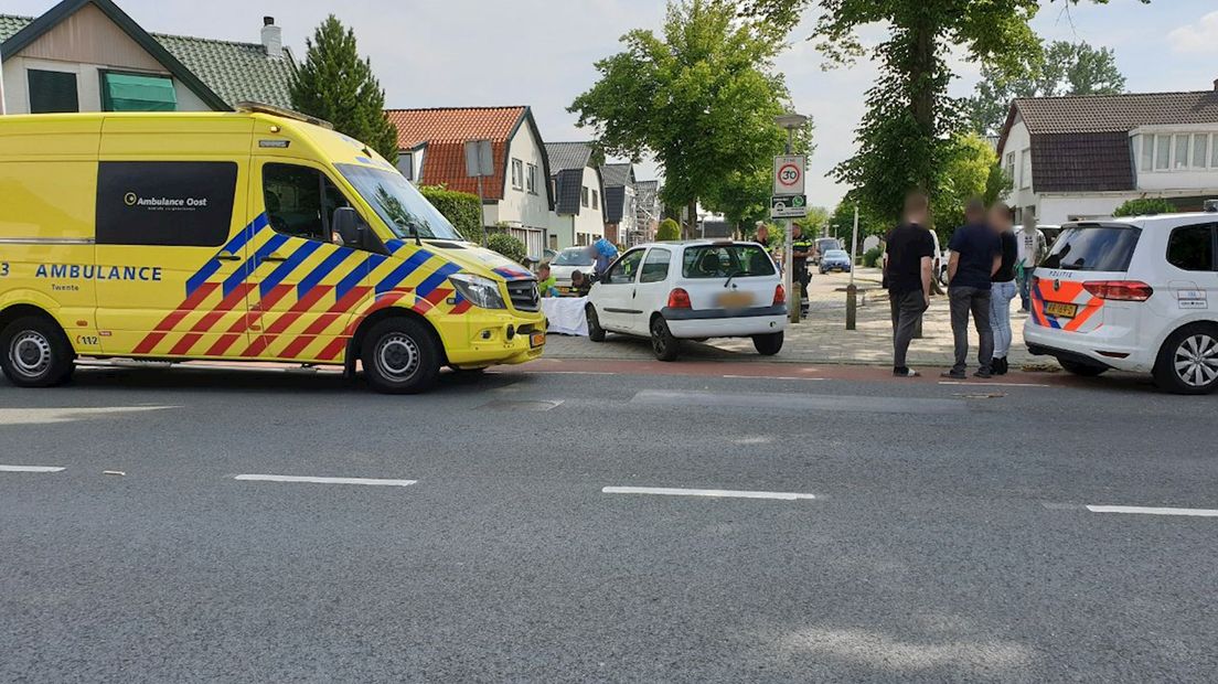 Bromfietsster gewond in Enschede