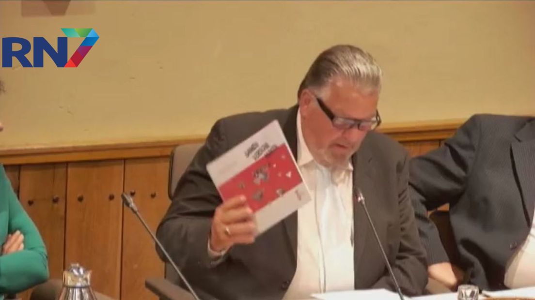 Leo Herms (Wijchen Lokaal) bespreekt het coalitieakkoord.