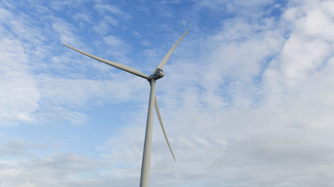 Opbouw kraan bij Drentse Monden eerste windturbine aanstaande RTV Drenthe Opbouw kraan bij Drentse Monden eerste windturbine aanstaande RTV Drenthe