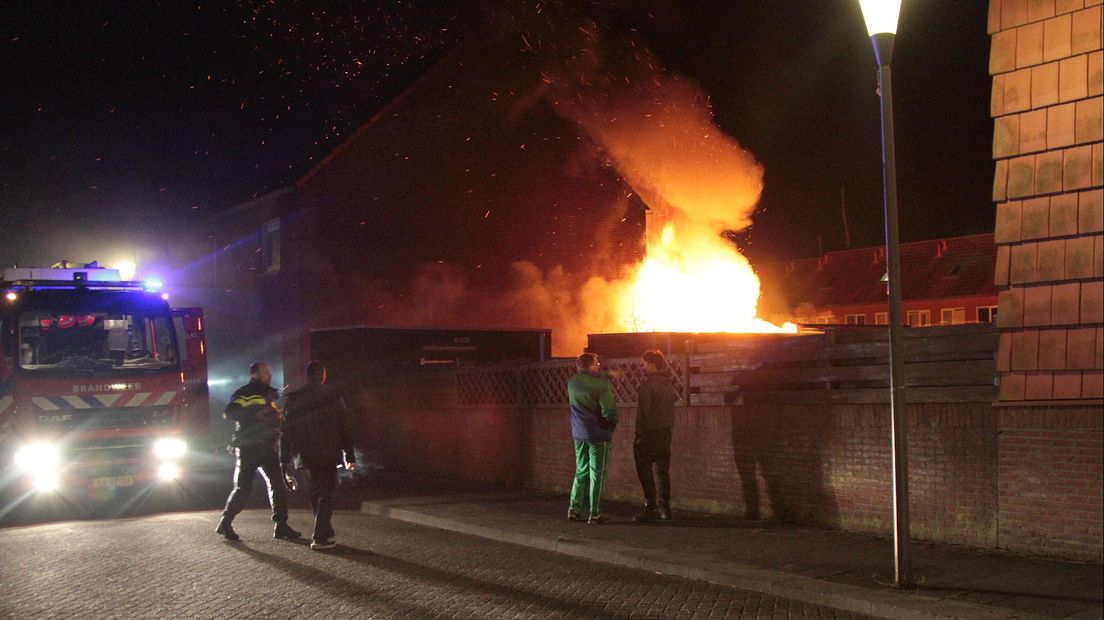 Uitslaande woningbrand Zwolle