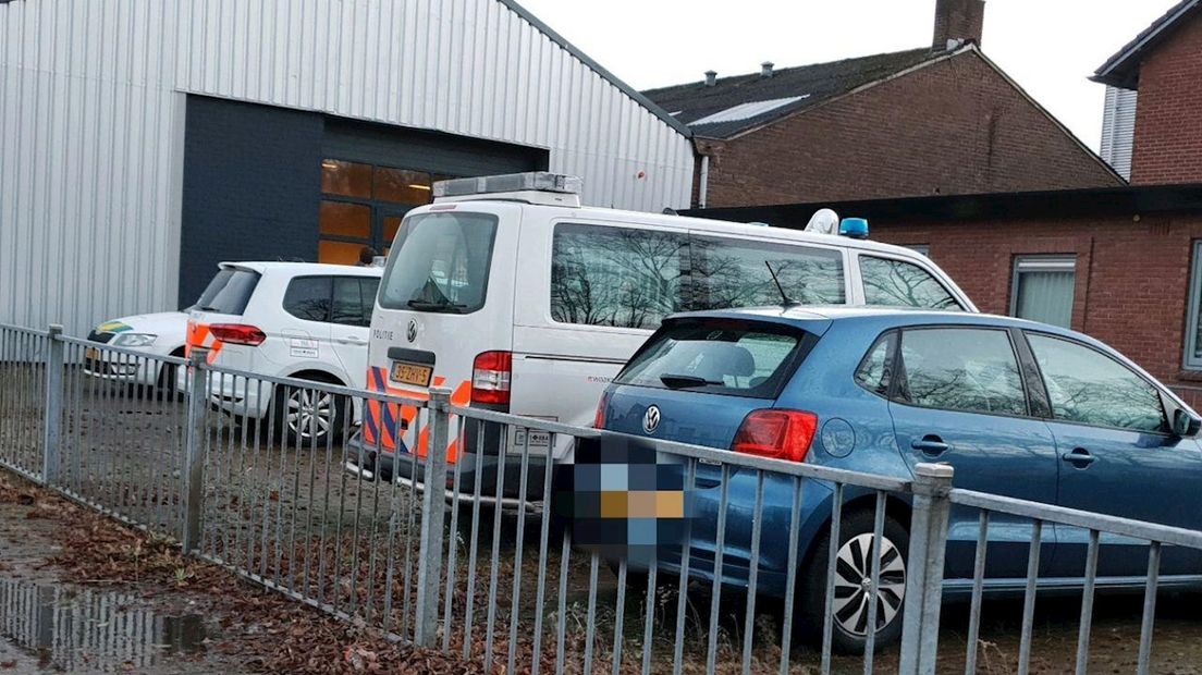 Hennepkwekerij in opslaghal