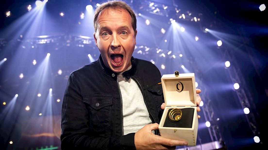 Edwin Evers met de Gouden RadioRing