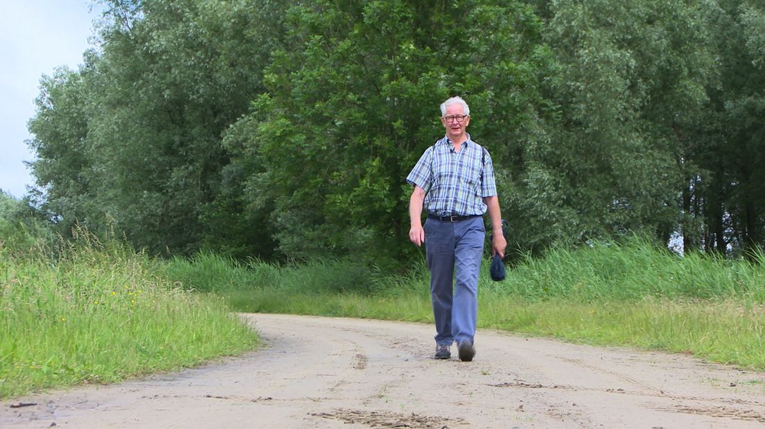 Jan traint voor de Nijmeegse Vierdaagse