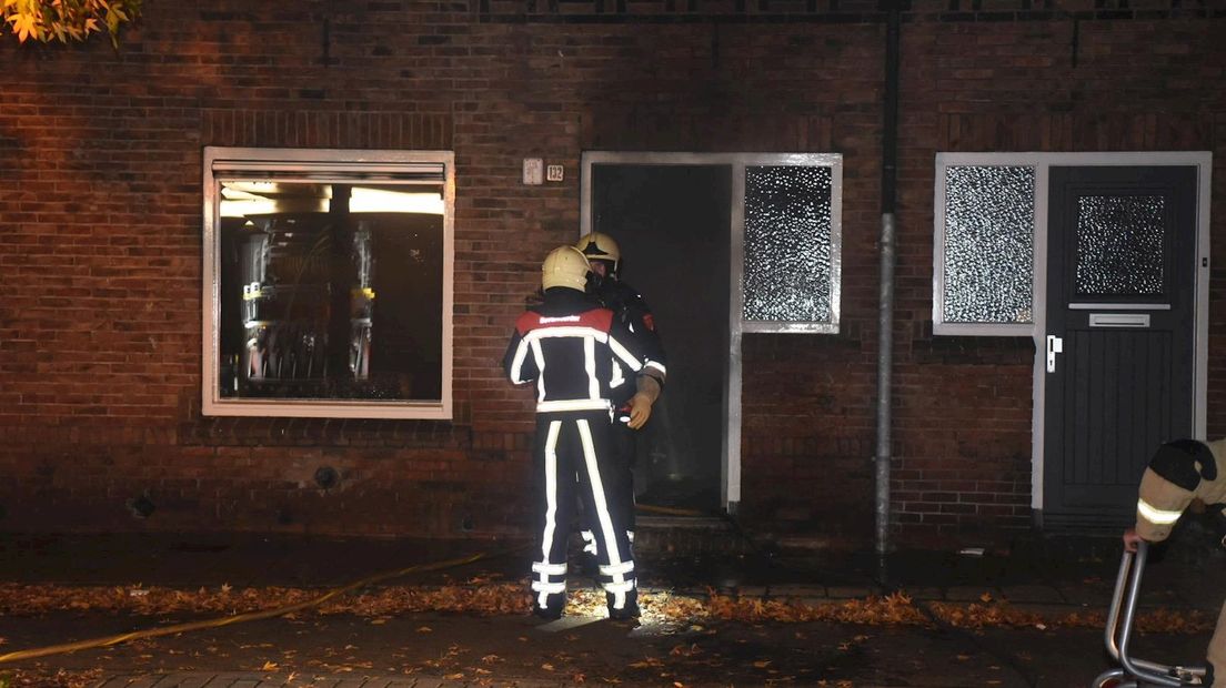 Opnieuw brand in een woning in Almelo, bejaarde bewoonster blijft ongedeerd