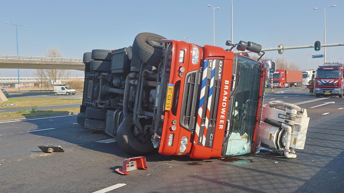 De hoogwerker kantelde op de N209