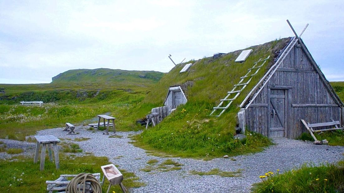 Een reconstructie van het Vikingkamp bij L’Anse aux Meadows