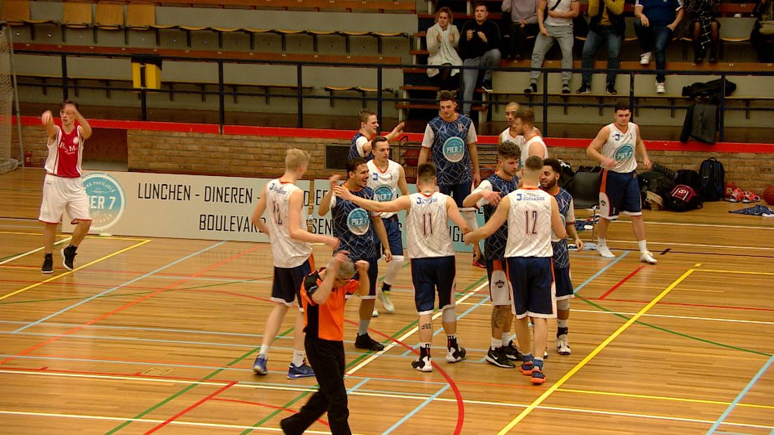 BC Vlissingen slaat toe in spannende topper tegen EBBC