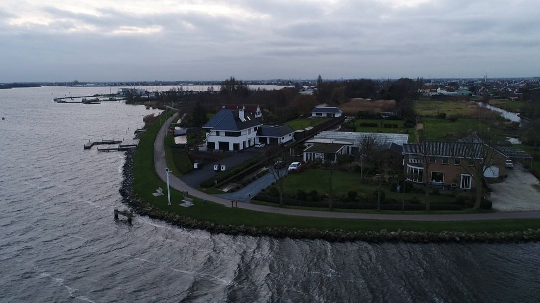 Toekomstige Braassemboulevard langs het Braassemermeer bij Roelofarendsveen
