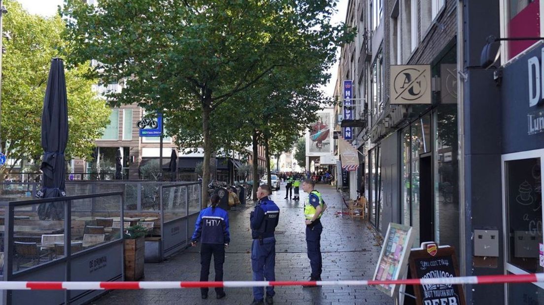 De politie is bezig met onderzoek naar het steekincident.