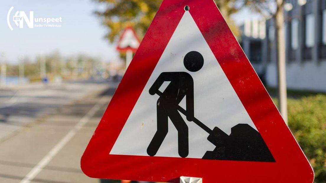 De werkzaamheden aan de Vierhouterweg in Elspeet zijn van 29 november tot en met 24 december.
