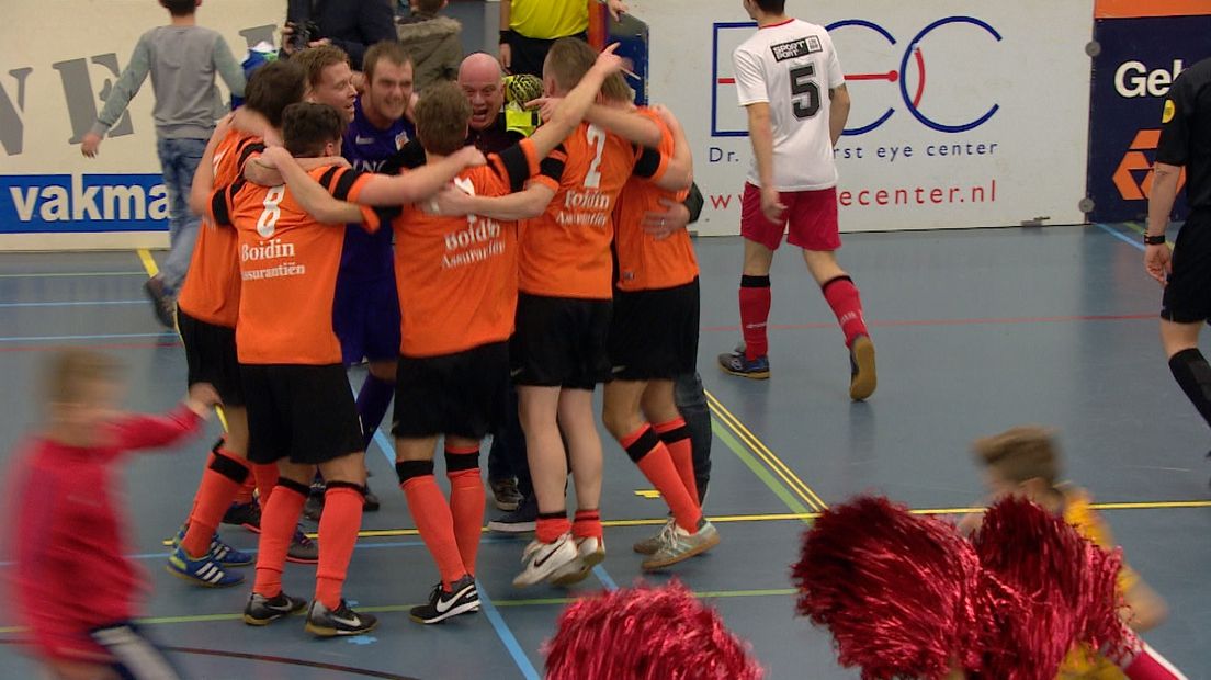 Terneuzense Boys wint opnieuw soccertoernooi (video)