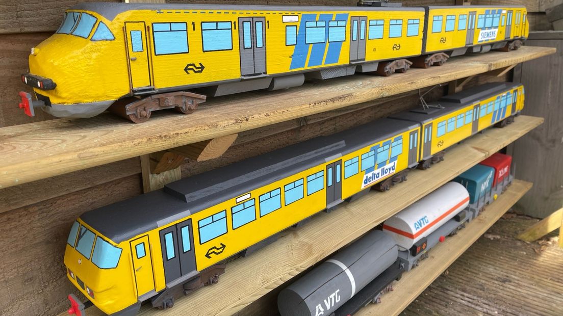 De houten treinen van Robert de Boer
