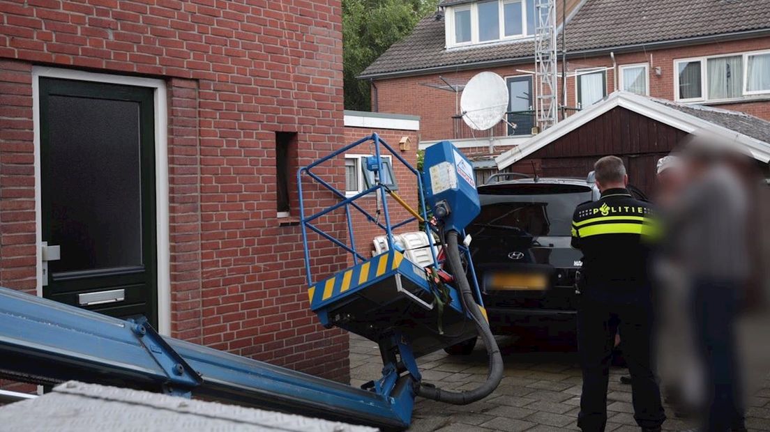 Gewonden bij ongeluk met hoogwerker in Wierden