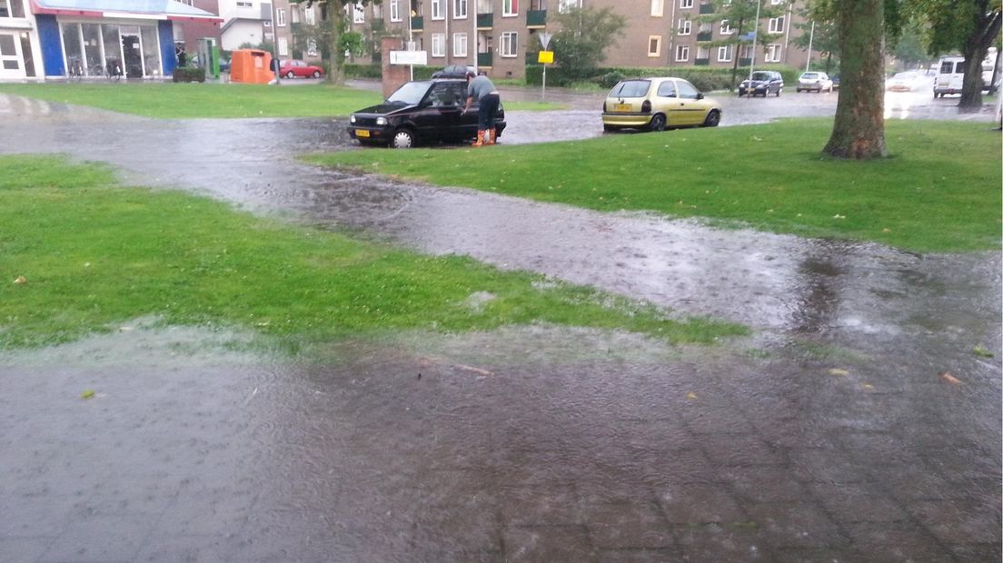 Wateroverlast Josef Haydnlaan Hengelo