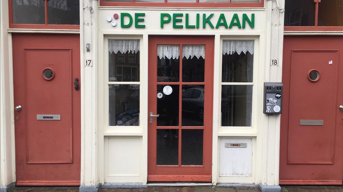 Kunst kijken in plaats van biljarten in De Pelikaan aan de Deventer Nieuwe Markt