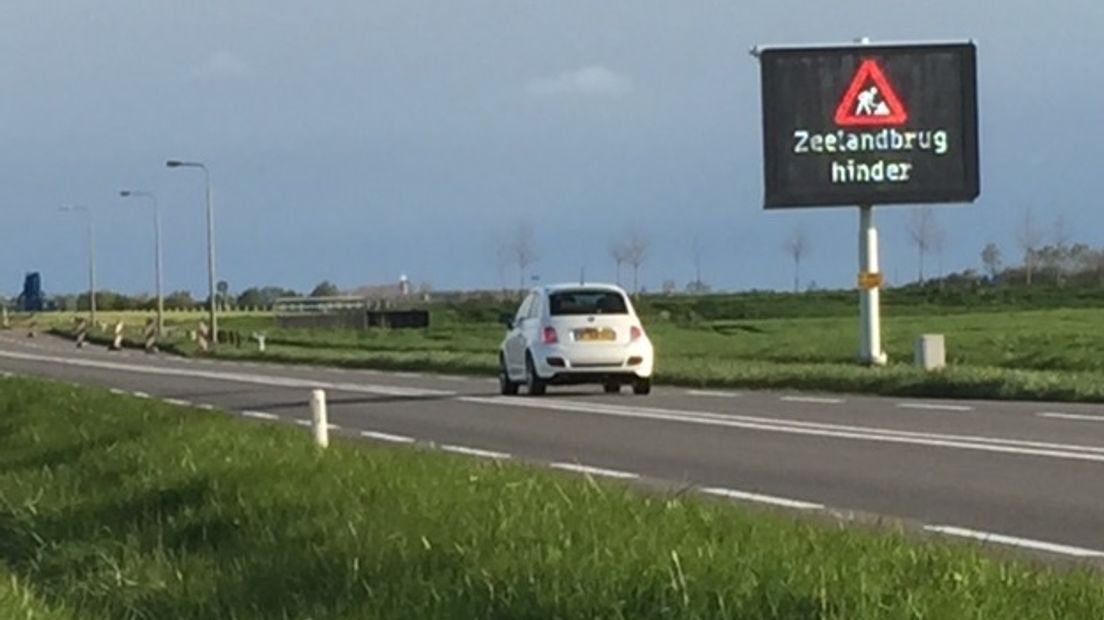 Verkeershinder door werk aan Zeelandbrug