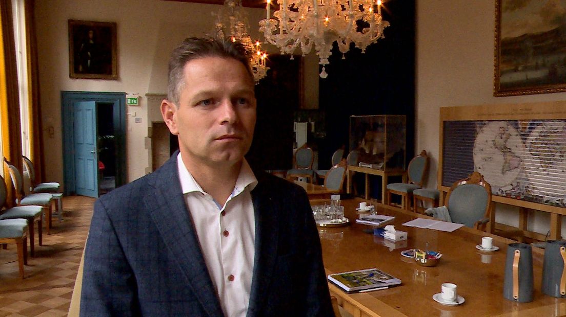 Jo-Annes de Bat licht de Najaarsnota 2021 toe