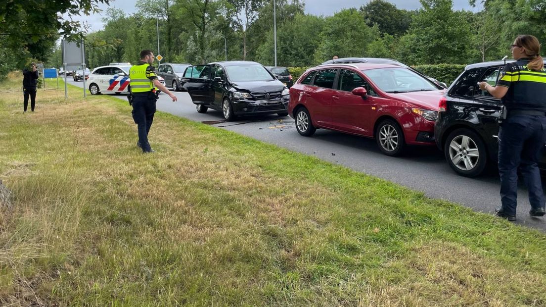Drie auto's waren betrokken bij de kop-staartbotsing