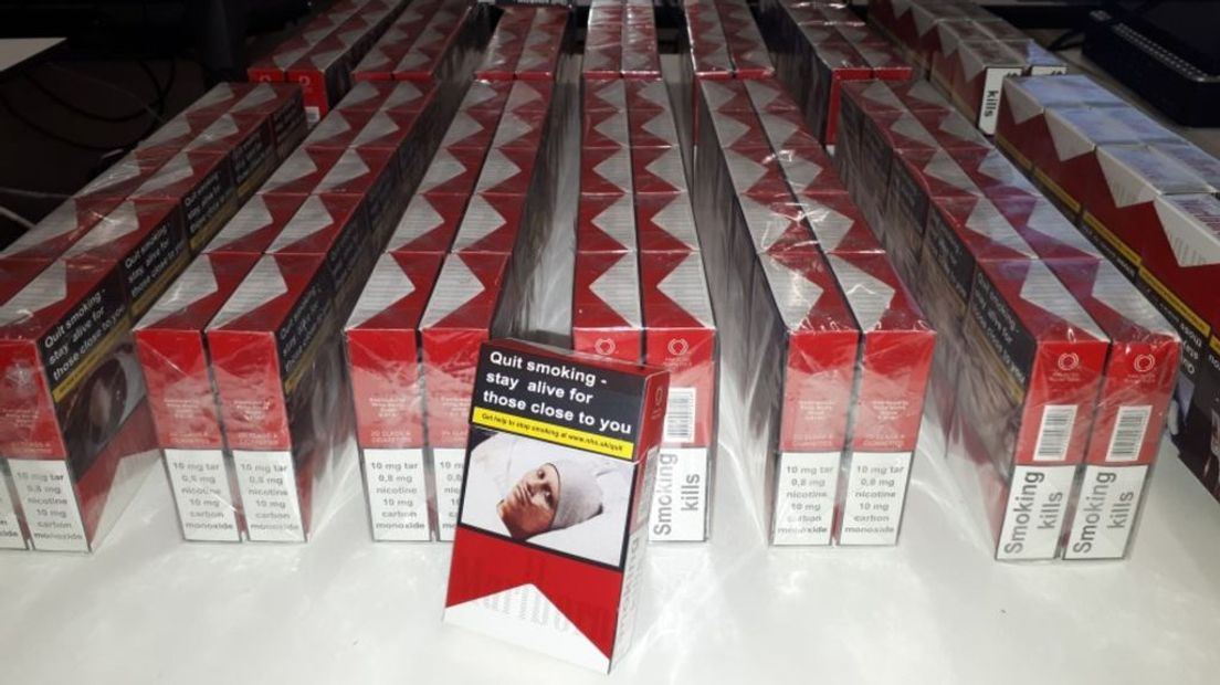 De illegale sigaretten.