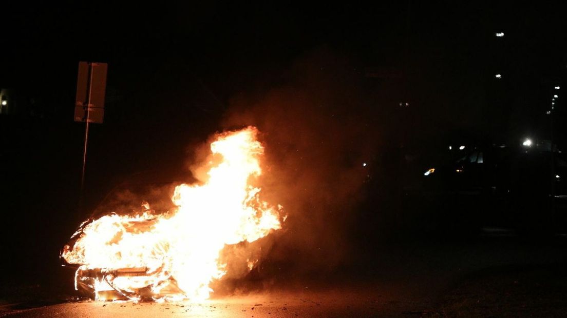 Auto brandt uit in Nietap (Rechten: ProNews)