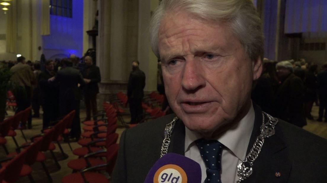 Burgemeester Herman Kaiser van Arnhem keert voorlopig nog niet terug. Dat liet waarnemend burgemeester Boele Staal woensdagavond weten tijdens de nieuwjaarsreceptie van de gemeente Arnhem.