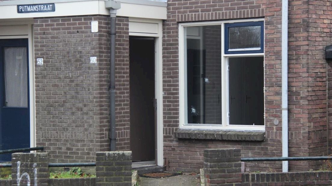Woning beschoten in Deventer: politie doet onderzoek