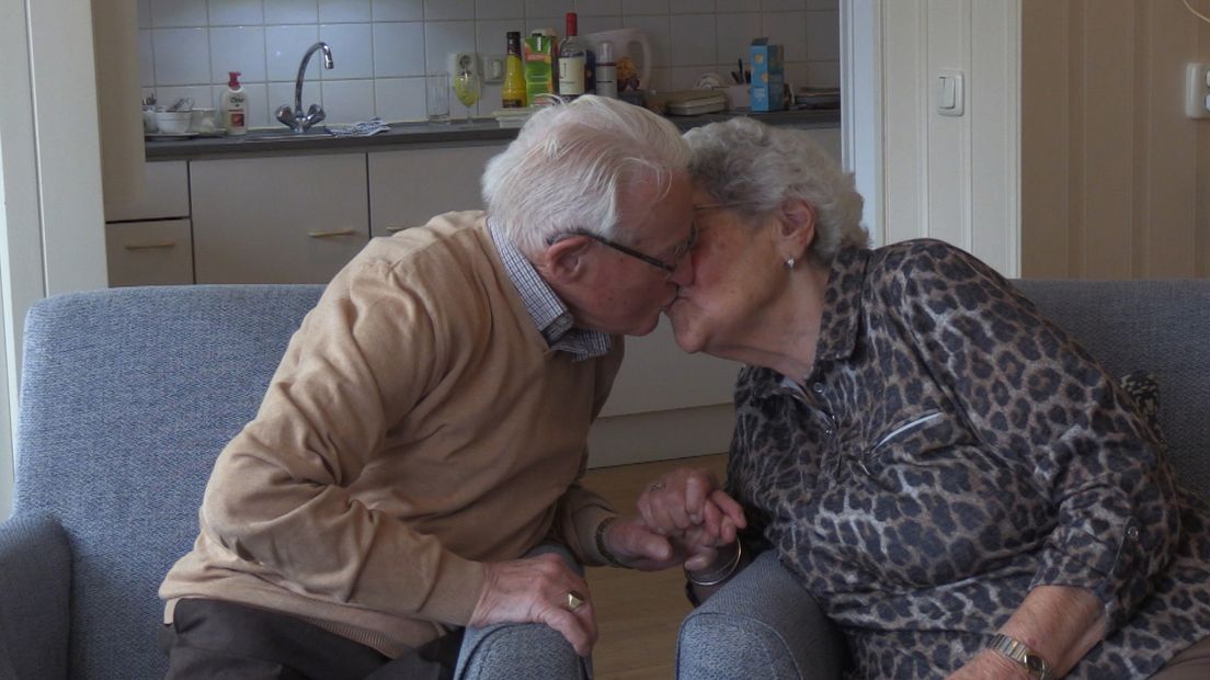 Jan en Annie zijn al 71 jaar gelukkig samen.